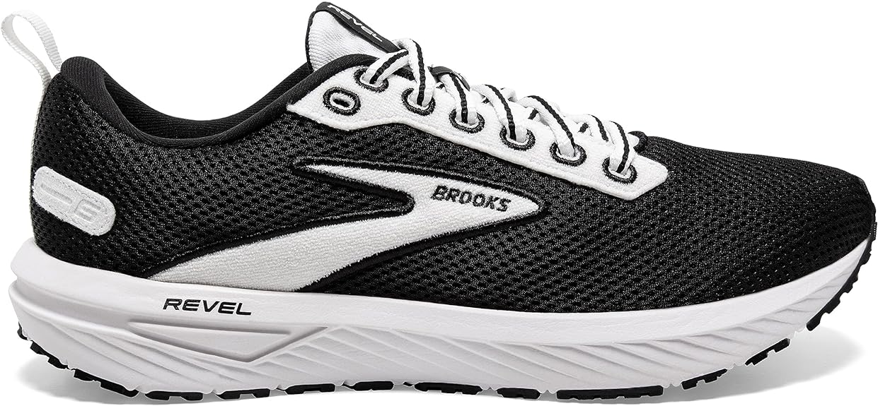 Women's Brooks Revel 6, Black/White, 7.5 B Medium
